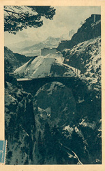 BRIANCON (1326 m) - Pont d'Asfeld 40 m ouverture d'arche, 56 m au-dessus de la Durance